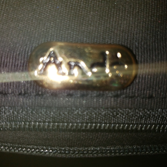 Ande brand gold and grey hand bag - Picture 6 of 7